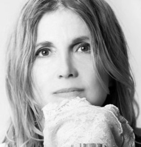 karen leigh hopkins to adapt mourning glory